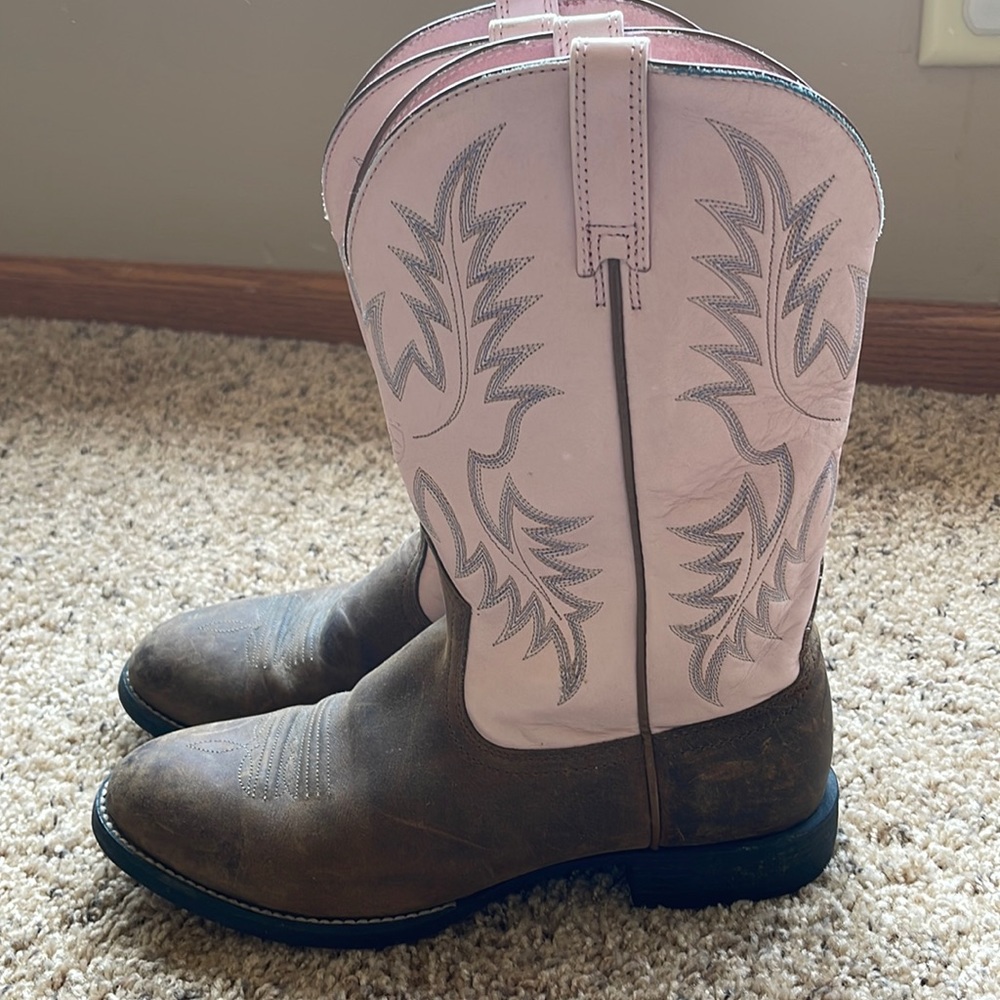 Womens Ariat ATS boots